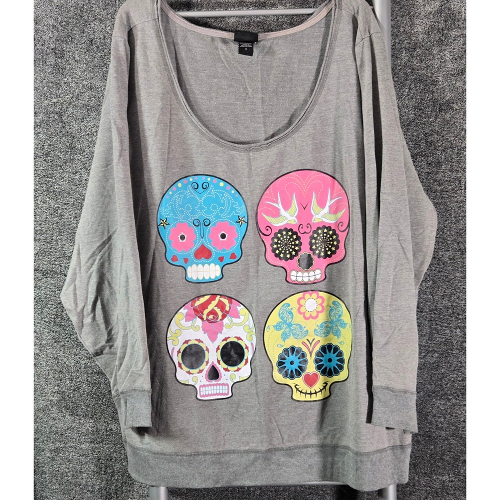 Torrid Sugar Skull Graphic Sweatshirt Gray Plus Size 4 Scoop Neck Pullover